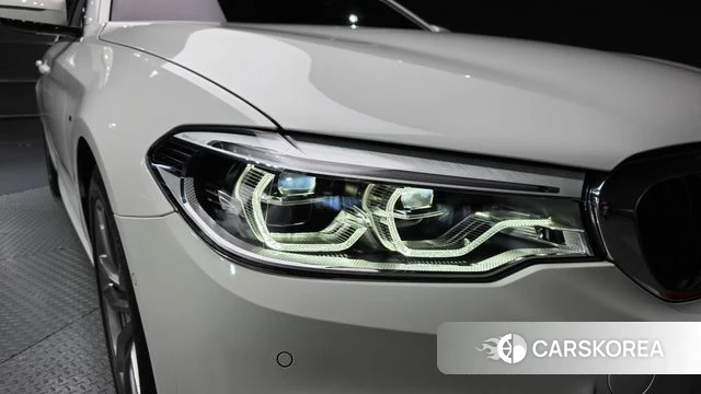BMW 5 Series (G30) id 4717467 из Кореи 14