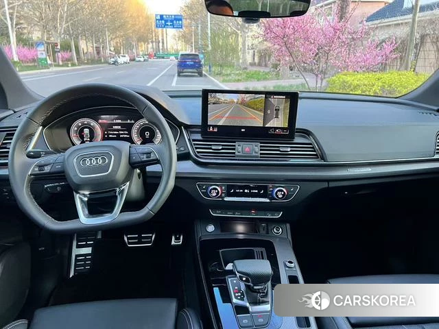 Audi Q5L id 4301837 из Китая 14