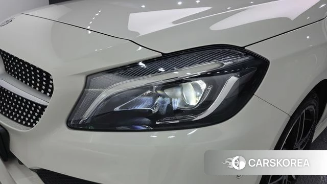 Mercedes-Benz A-Class W176 id 4633258 из Кореи 14