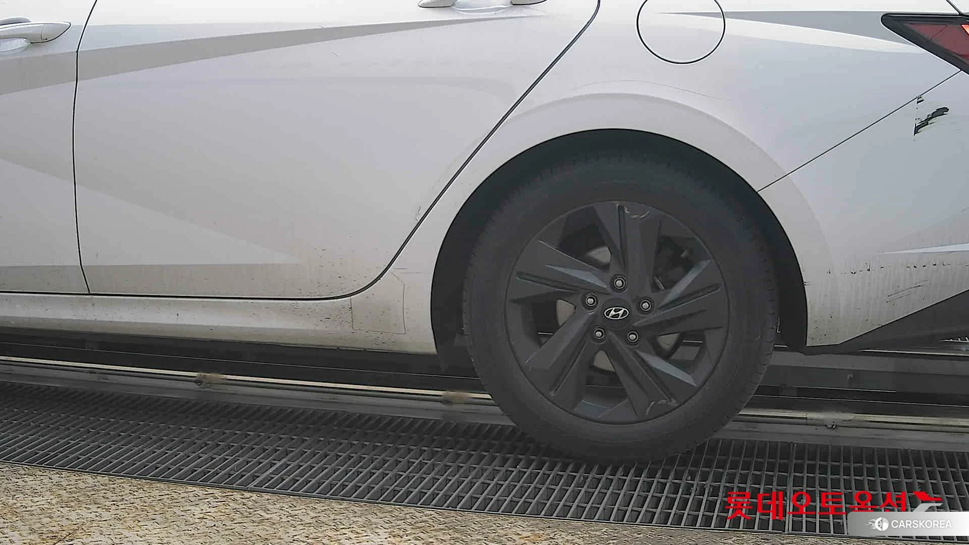 Hyundai Avante id 3875790 из Кореи 14