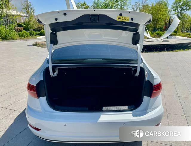 Volkswagen Sagitar id 4307144 из Китая 14