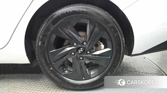 Hyundai Avante Hybrid (CN7) id 4561160 из Кореи 14