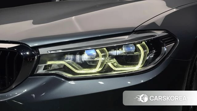BMW 5 Series (G30) id 4776468 из Кореи 14