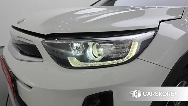 Kia Stonic id 4755313 из Кореи 14