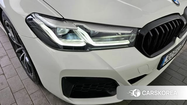BMW 5 Series (G30) id 4284165 из Кореи 14