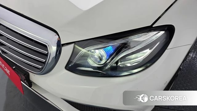 Mercedes-Benz E-Class W213 id 4356619 из Кореи 14