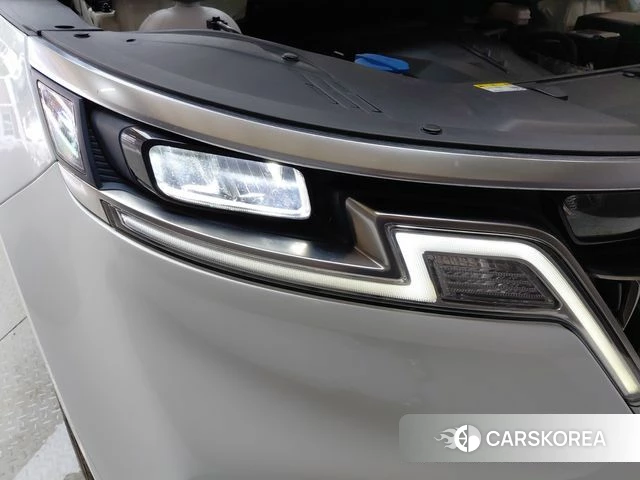 Kia Carnival 4th generation id 4636305 из Кореи 14