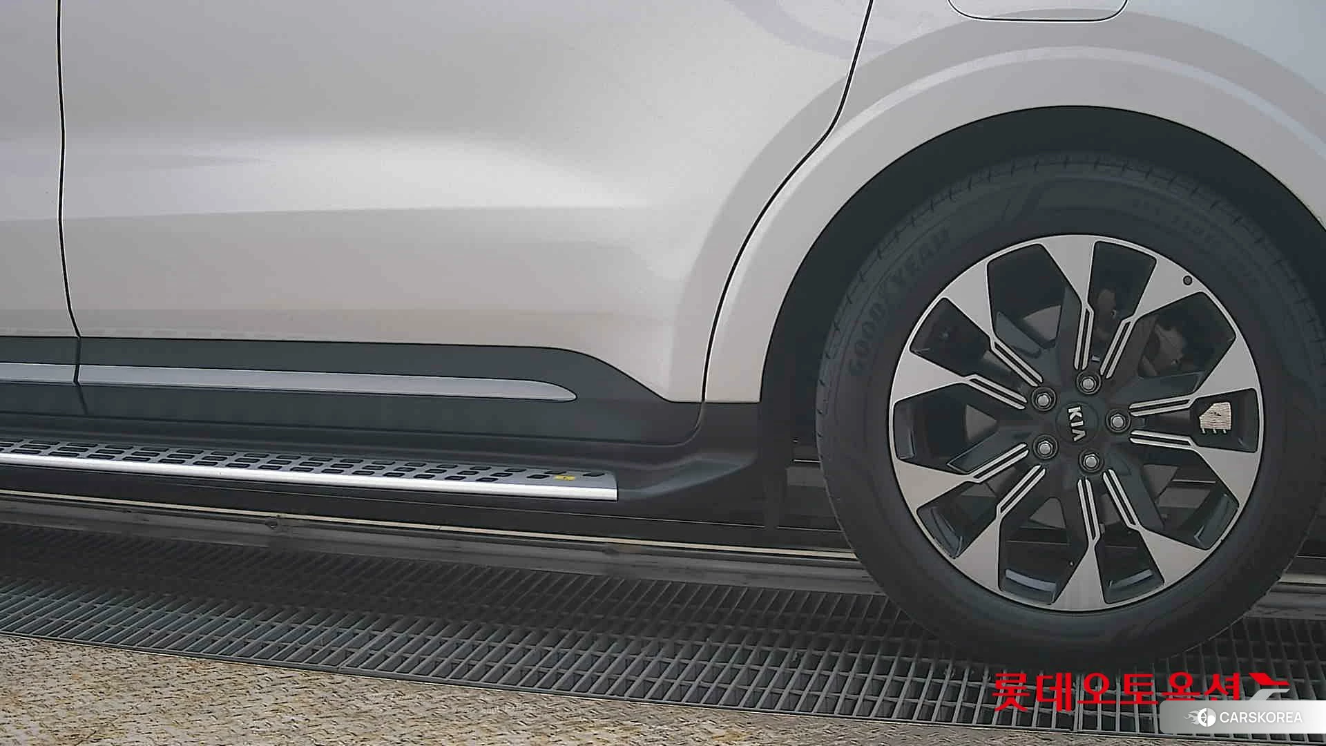 Kia Carnival Limousine id 3888376 из Кореи 14