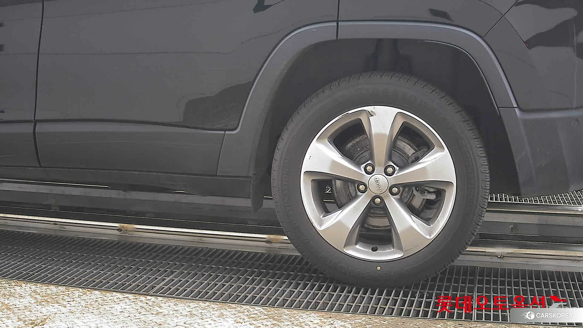 Jeep Straw Cherokee 2.4 AWD id 3875654 из Кореи 14