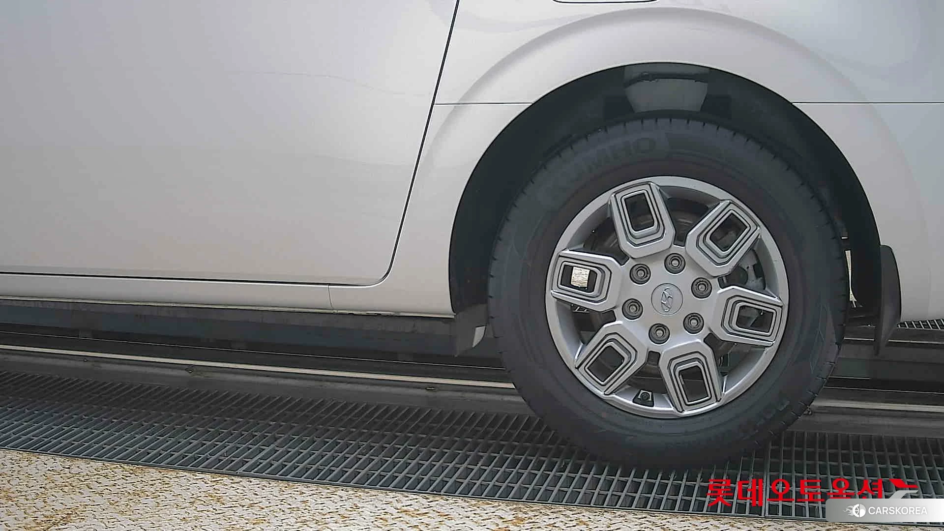 Hyundai Staria id 4498338 из Кореи 14