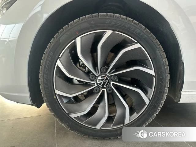 Volkswagen Golf id 4271932 из Китая 14