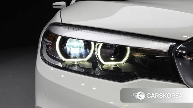 BMW 5 Series (G30) id 4918788 из Кореи 14