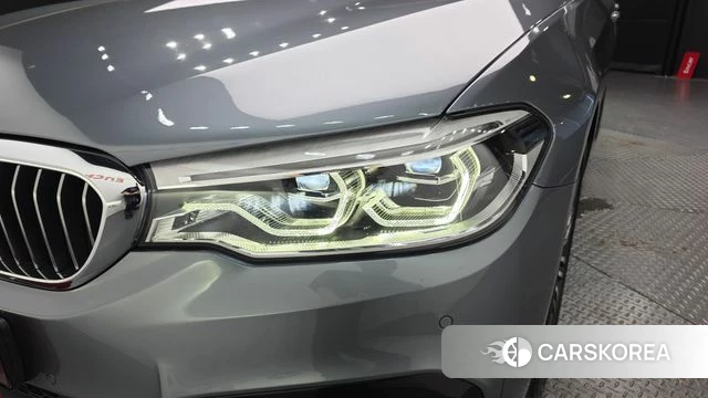 BMW 5 Series (G30) id 4496817 из Кореи 14