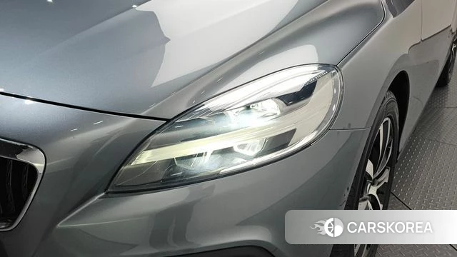 Volvo V40 Cross-Country id 4551740 из Кореи 14