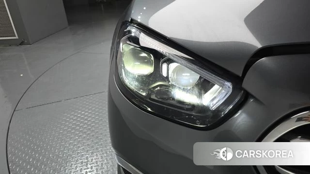 Mercedes-Benz E-Class W213 id 4268432 из Кореи 14