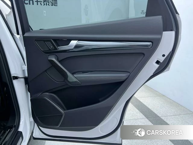 Audi Q5L id 4300050 из Китая 14