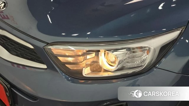 Kia Stonic id 4755478 из Кореи 14