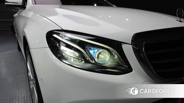 Mercedes-Benz E-Class W213 id 4530428 из Кореи 14