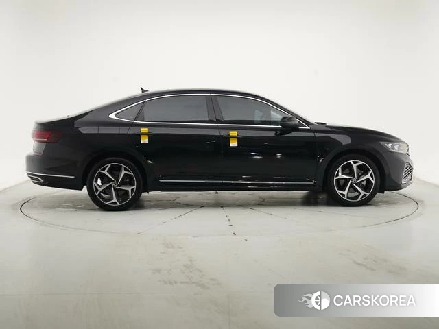 Volkswagen Passat id 4258660 из Китая 14
