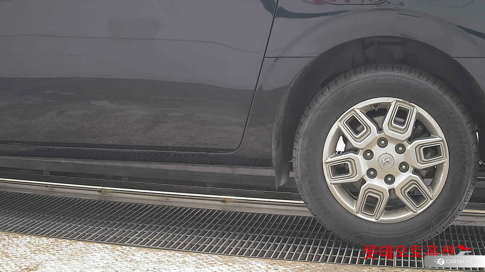 Hyundai Staria id 3888297 из Кореи 14