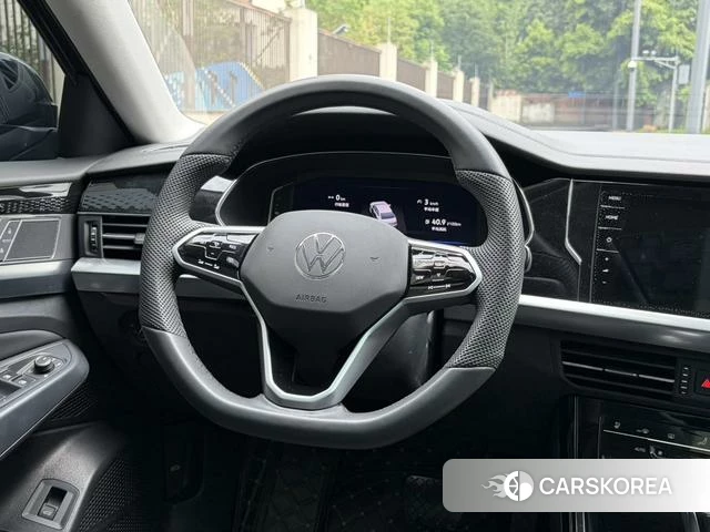 Volkswagen Passat id 4259886 из Китая 14
