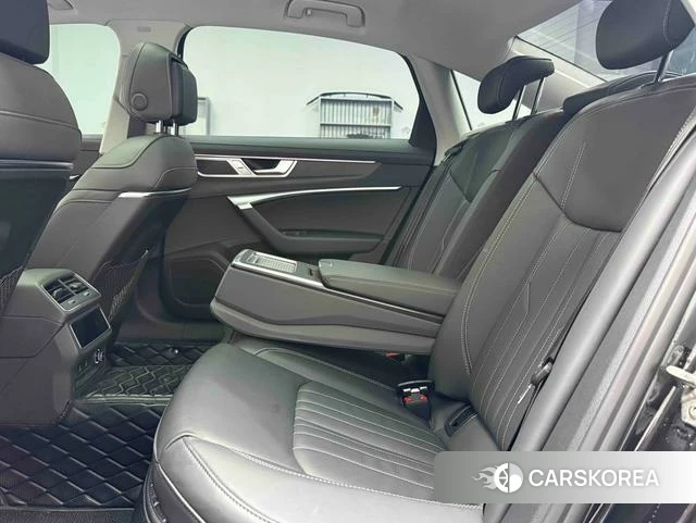 Audi A6L id 4259460 из Китая 14