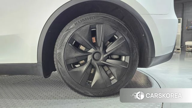 Tesla Model Y id 4670363 из Кореи 14