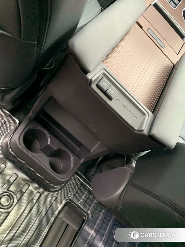 Toyota Saina id 4279171 из Китая 14