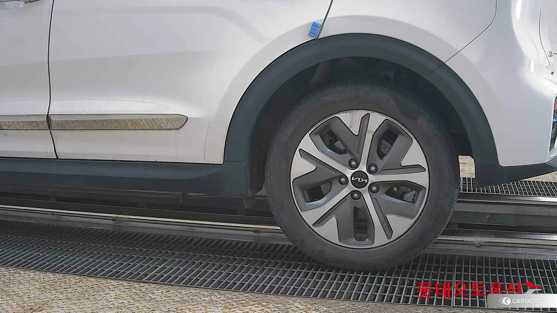 Kia Niro EV id 3888289 из Кореи 14