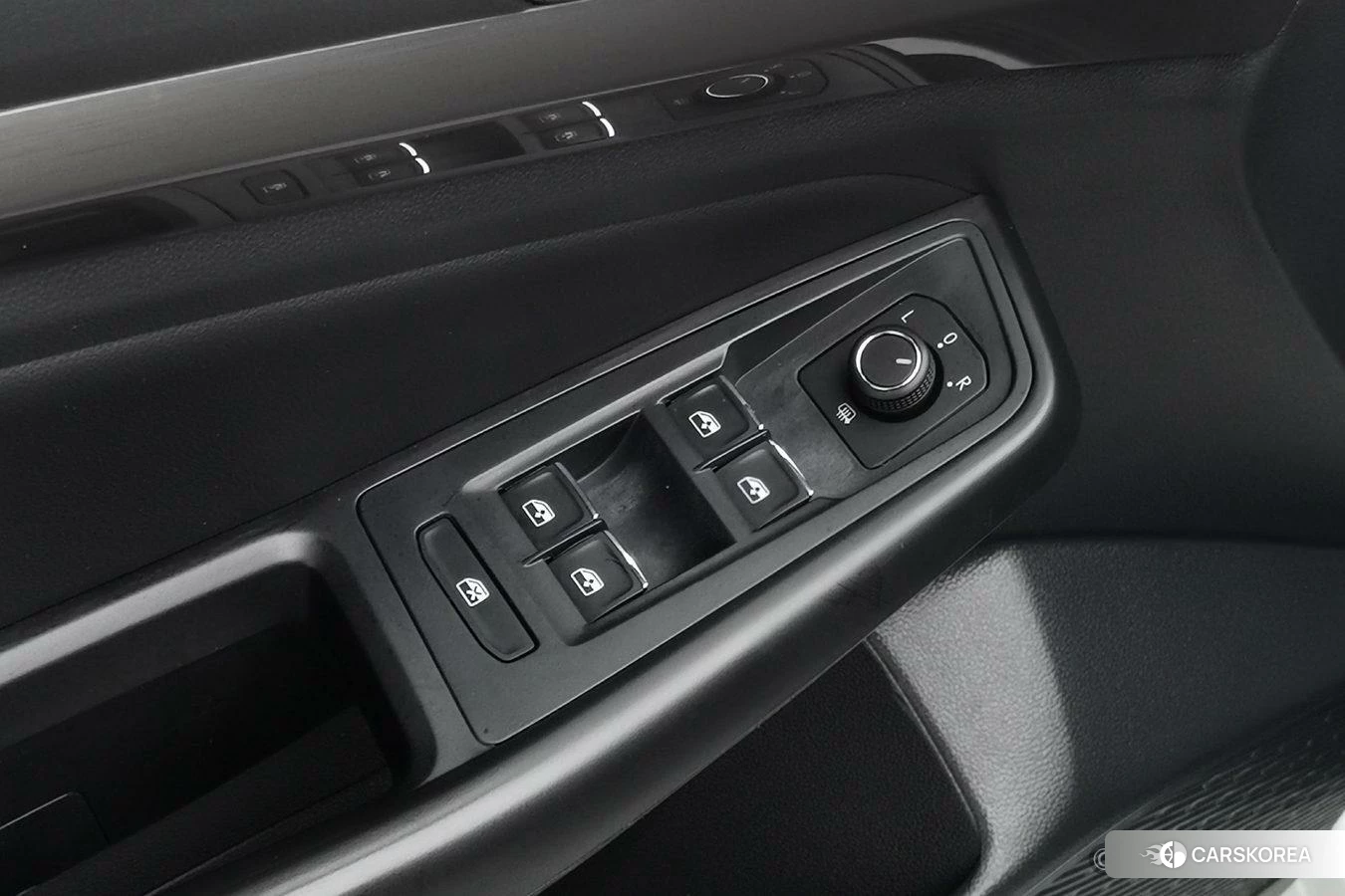 Volkswagen Bora id 4452443 из Китая 14