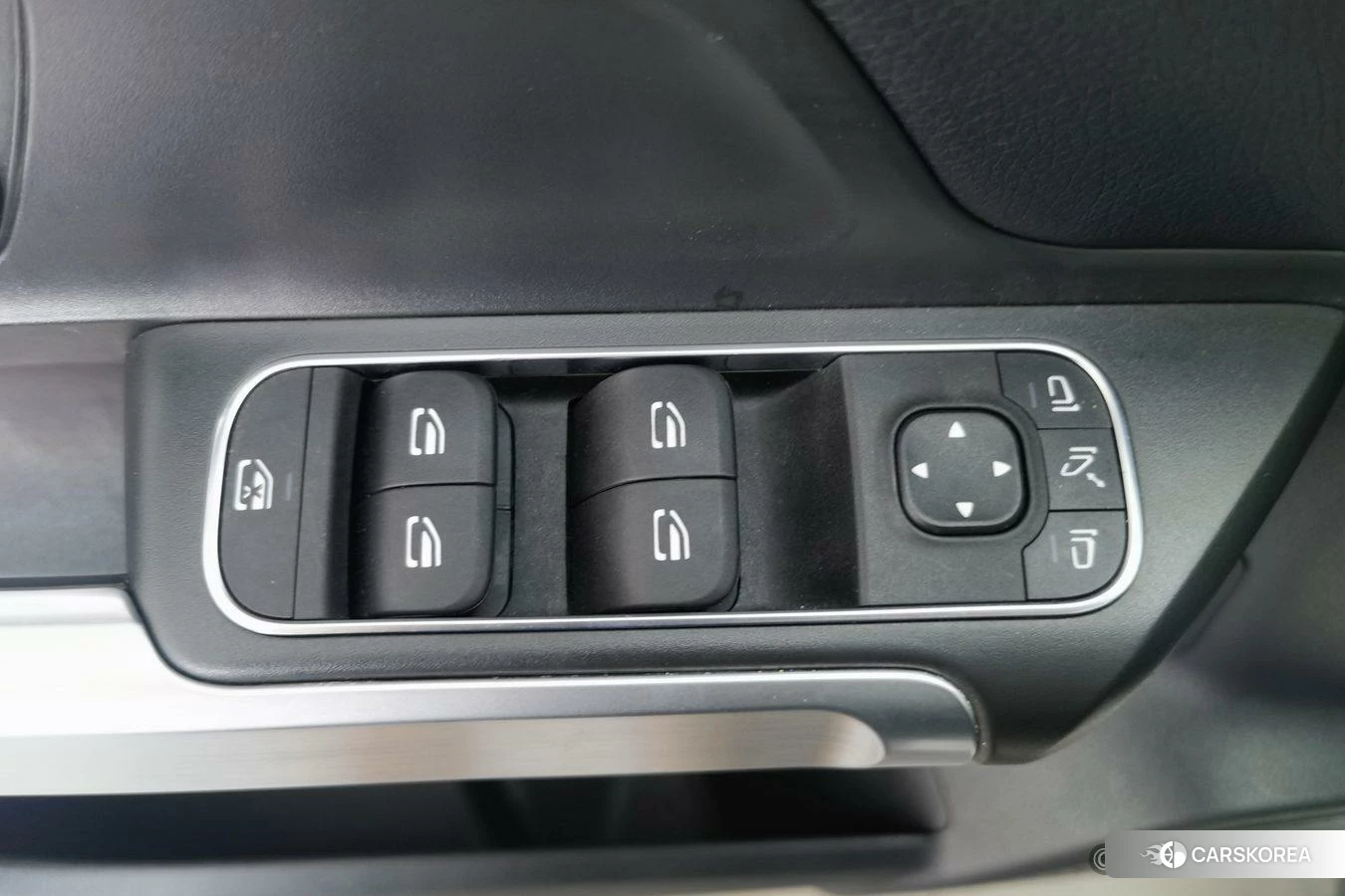 Mercedes-Benz GLB id 4467781 из Китая 14