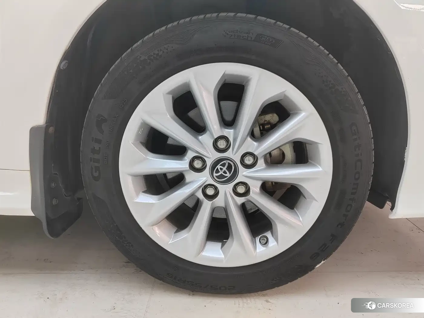 Toyota Corolla id 4583707 из Китая 14