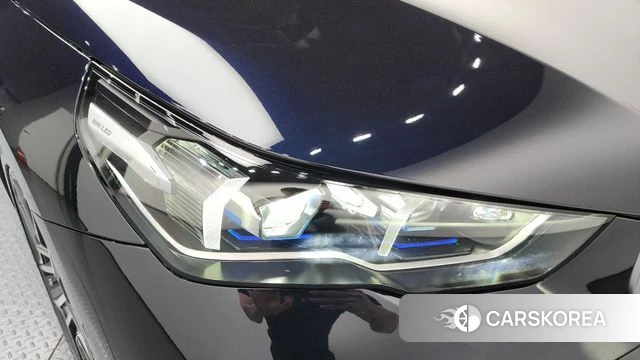 BMW 5 Series (G60) id 4584212 из Кореи 14
