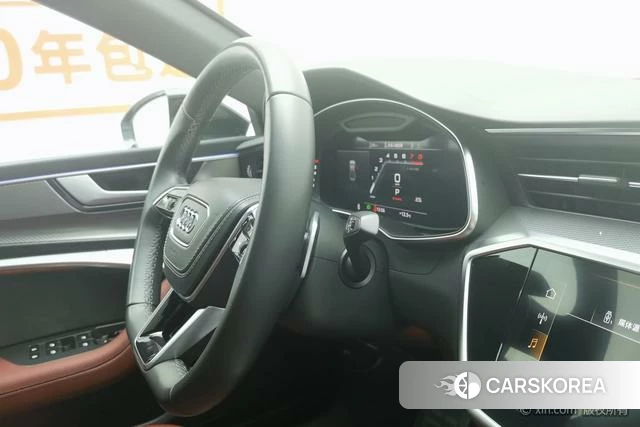 Audi A7L id 4272722 из Китая 14