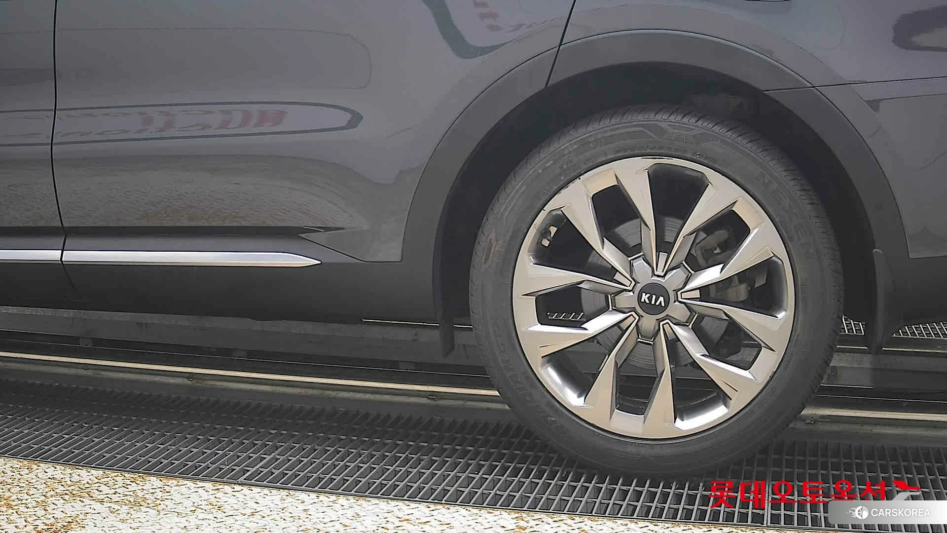 Kia Sorento id 4902328 из Кореи 14
