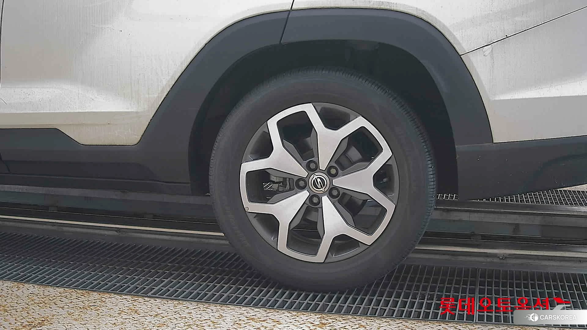 SsangYong Torres id 4679416 из Кореи 14