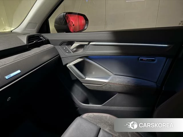 Audi Q3 Sportback id 4258591 из Китая 14