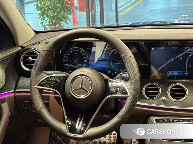 Mercedes-Benz E-class id 4259212 из Китая 14