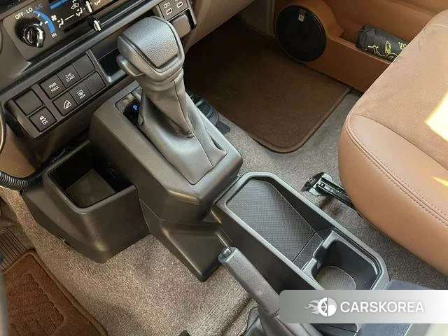 Toyota Land Cruiser 70 Series id 4265954 из Китая 14