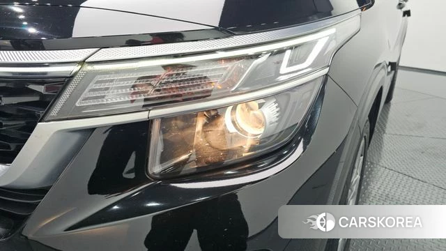 Kia Seltos id 4593747 из Кореи 14