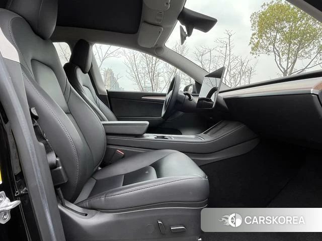 Tesla Model Y id 4236613 из Китая 14