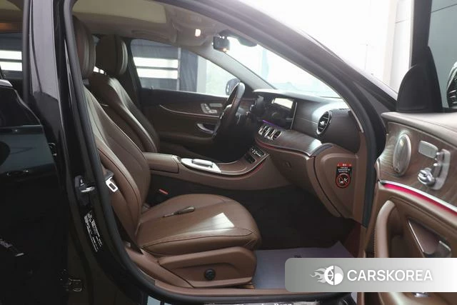 Mercedes-Benz E-class id 4313865 из Китая 14