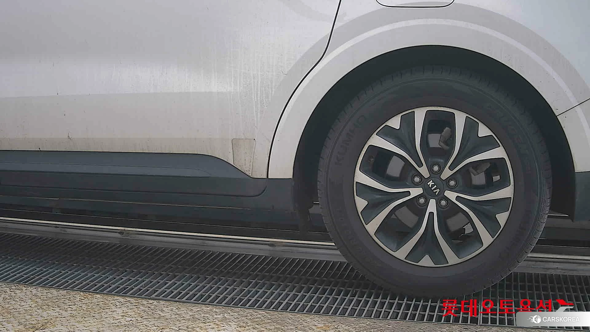 Kia Carnival id 3882122 из Кореи 14