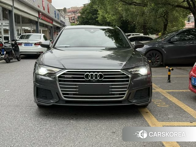 Audi A6L id 4365923 из Китая 14