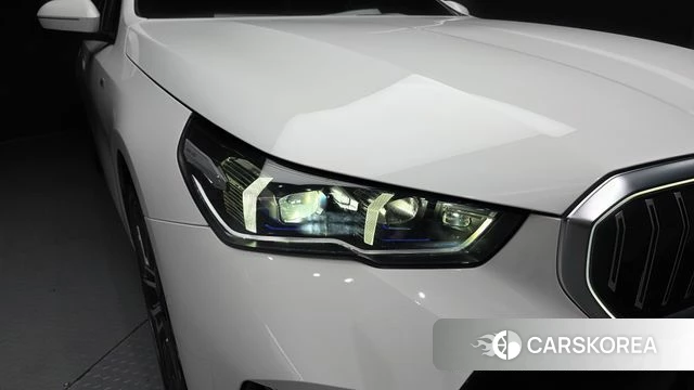 BMW 5 Series (G60) id 4590580 из Кореи 14