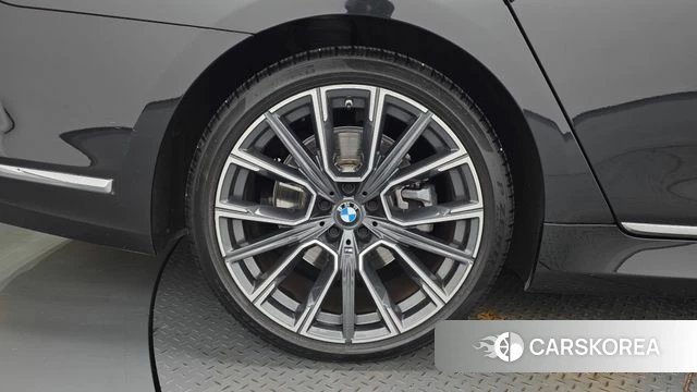 BMW 7 Series (G11) id 4848631 из Кореи 14