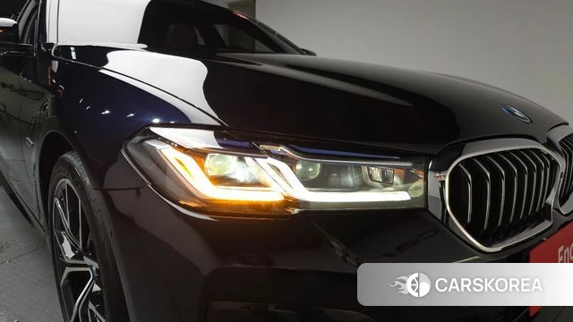 BMW 5 Series (G30) id 4613121 из Кореи 14