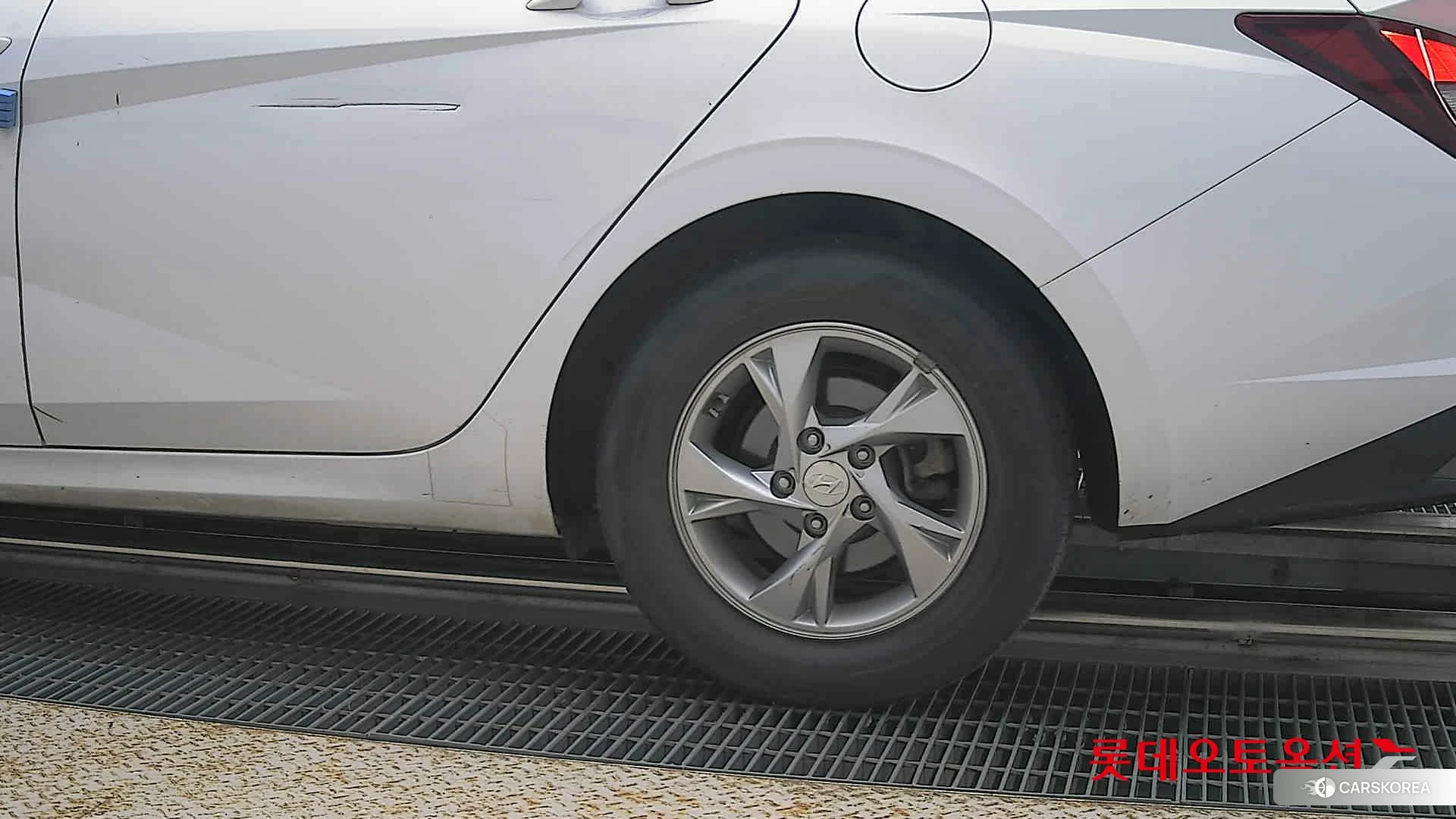 Hyundai Avante id 4504316 из Кореи 14
