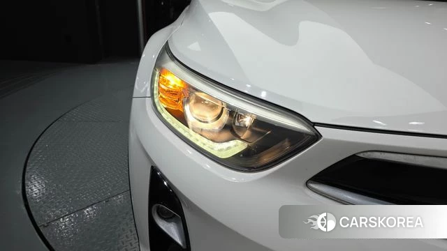 Kia Stonic id 4471531 из Кореи 14