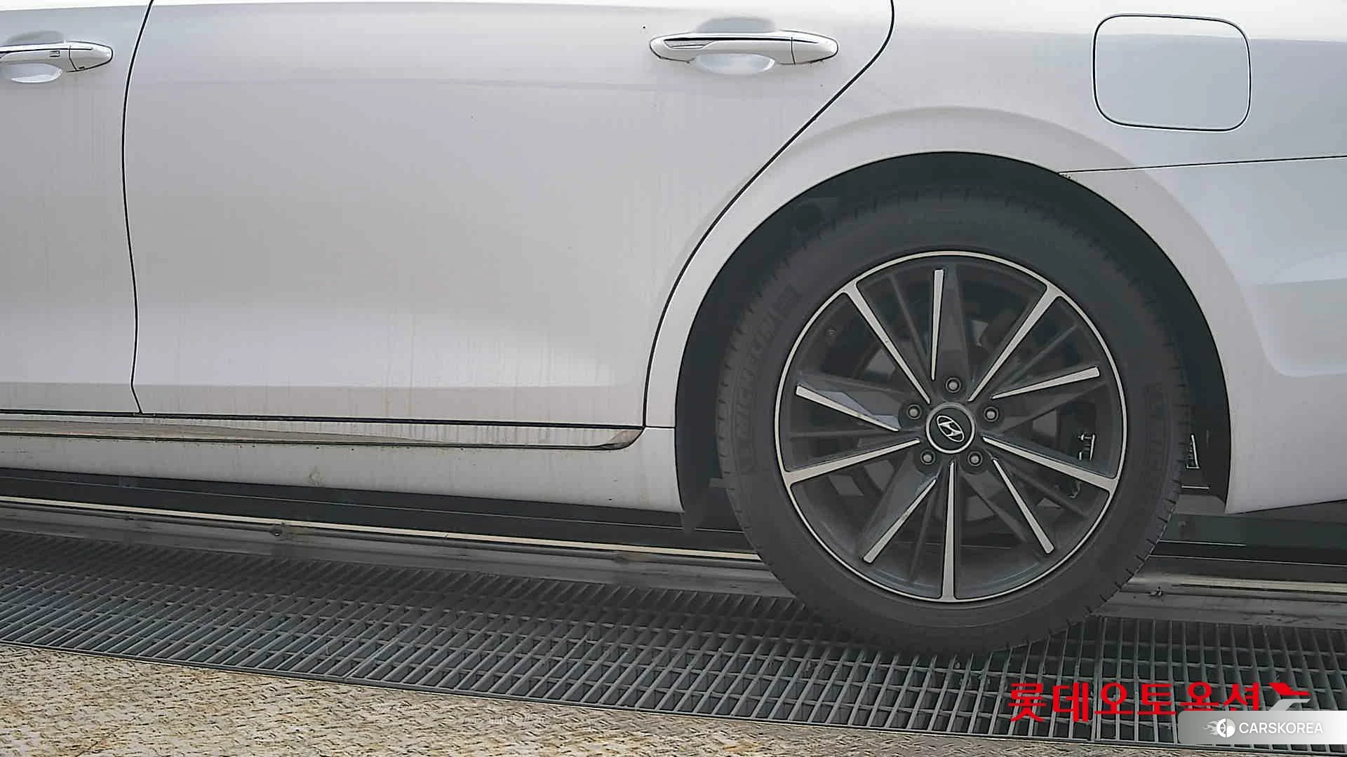 Hyundai Grandeur id 3888366 из Кореи 14